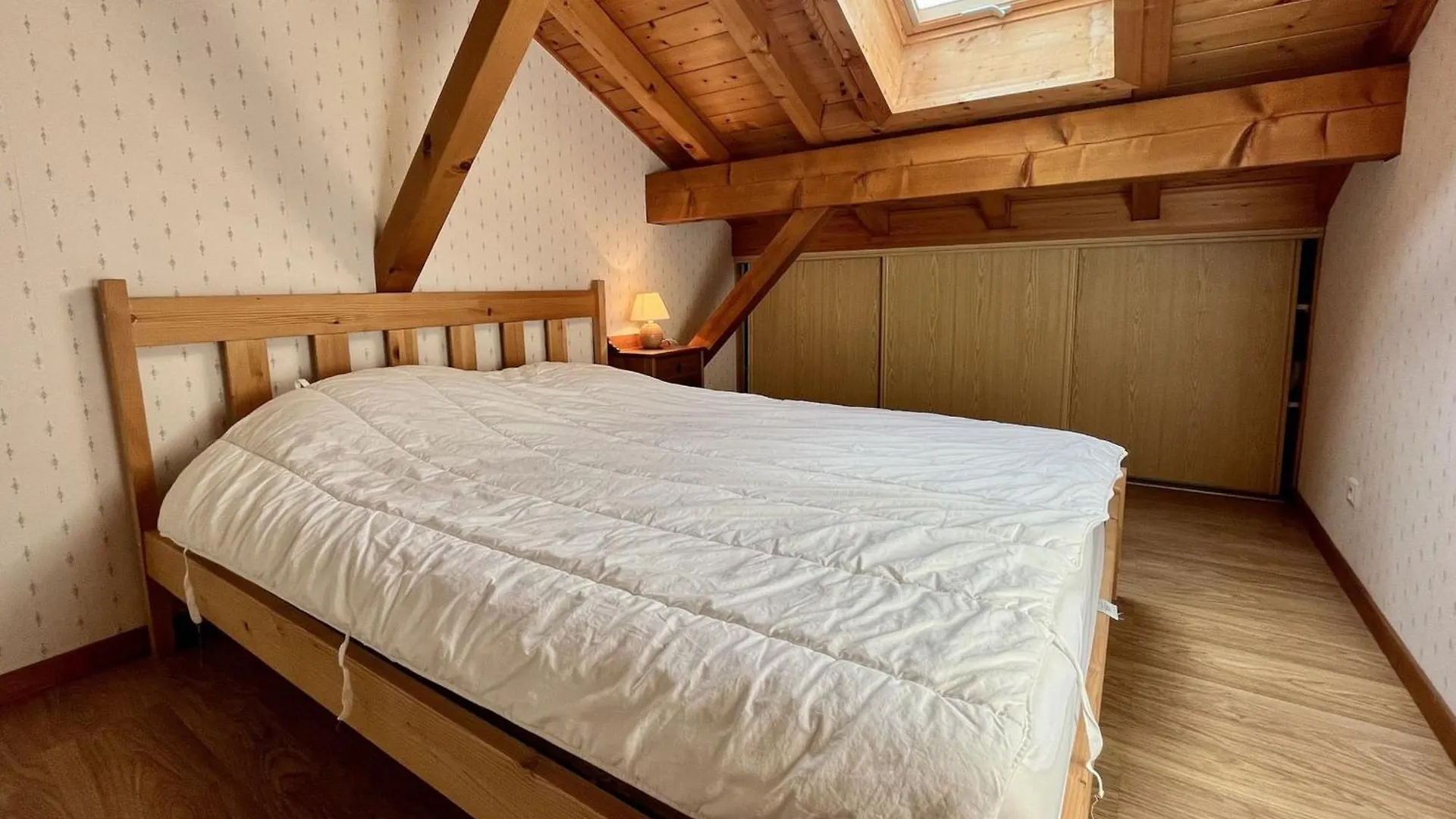 Chalet Alpin Au Calme Avec Wifi Et Parking A Samoens - Fr-1-624-10 0*,  France