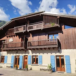  Chalet La Ferme D'henriette, à